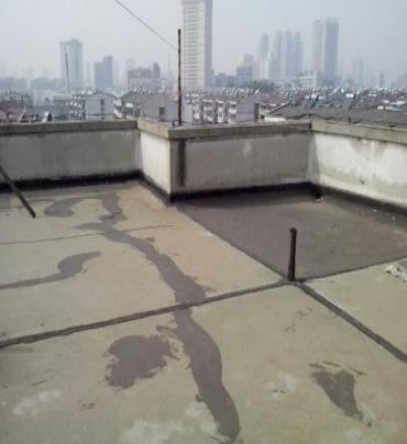 工布江达漏水维修 楼顶漏水是什么原因，楼顶漏水维修方法是什么?